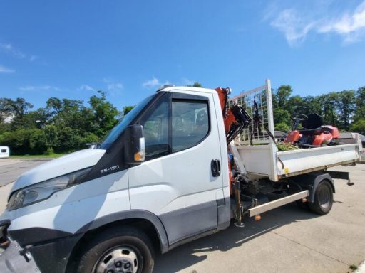 Camion pour transport d'objets